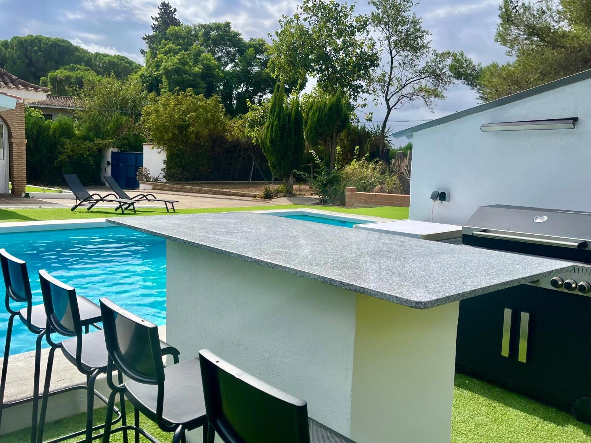 Villa San Patricio I Piscina Privada I Jacuzzi Spa I Bbq I Ps5 I Aire Acon I 3000M2 I 5Min-Centro Jerez de la Frontera Exterior photo